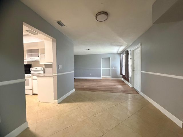8381 NW 28TH Place, Sunrise, FL 33322