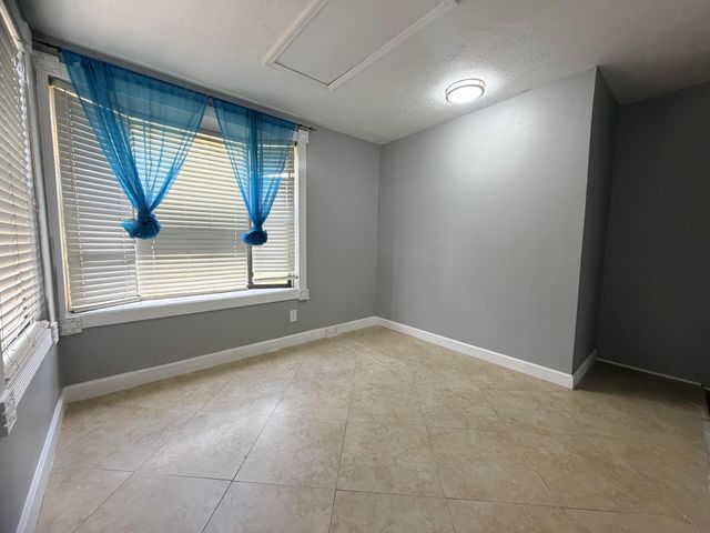 8381 NW 28TH Place, Sunrise, FL 33322
