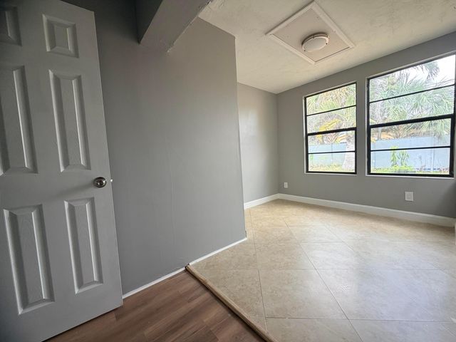 8381 NW 28TH Place, Sunrise, FL 33322