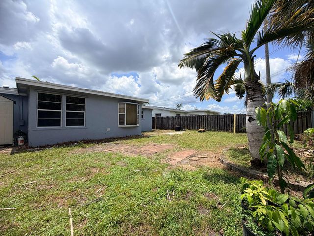 8381 NW 28TH Place, Sunrise, FL 33322