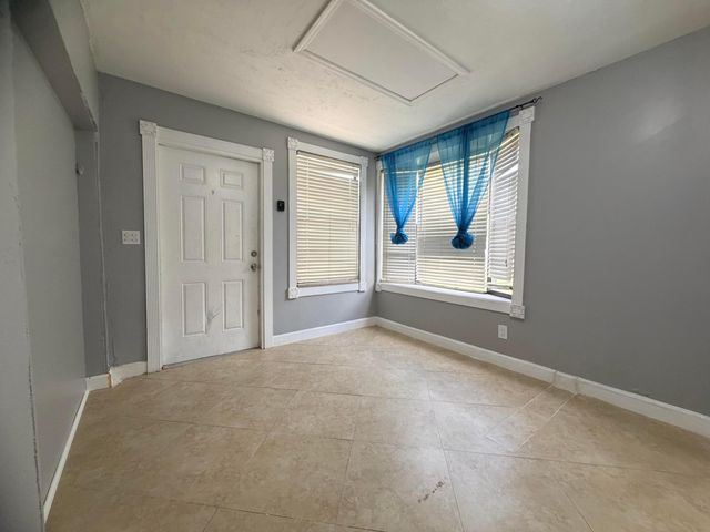 8381 NW 28TH Place, Sunrise, FL 33322