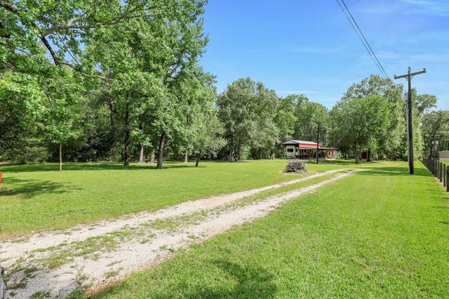 10792 Hwy 156, Coldspring, TX 77331
