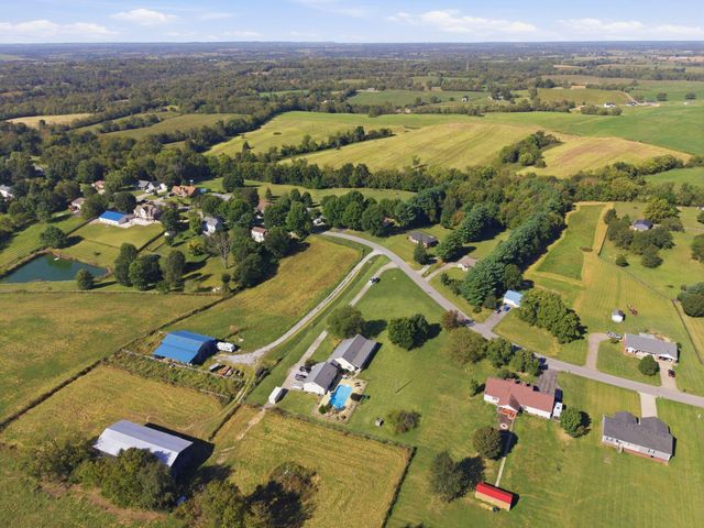 125 Royalty Drive, Lancaster, KY 40444