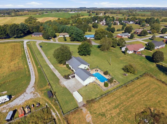 125 Royalty Drive, Lancaster, KY 40444