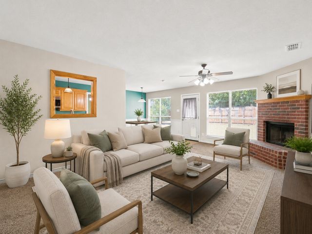 613 N Avenue D, Springtown, TX 76082