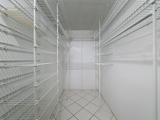 5970 80TH STREET NORTH 206, St Petersburg, FL 33709