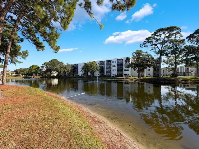 5970 80TH STREET NORTH 206, St Petersburg, FL 33709