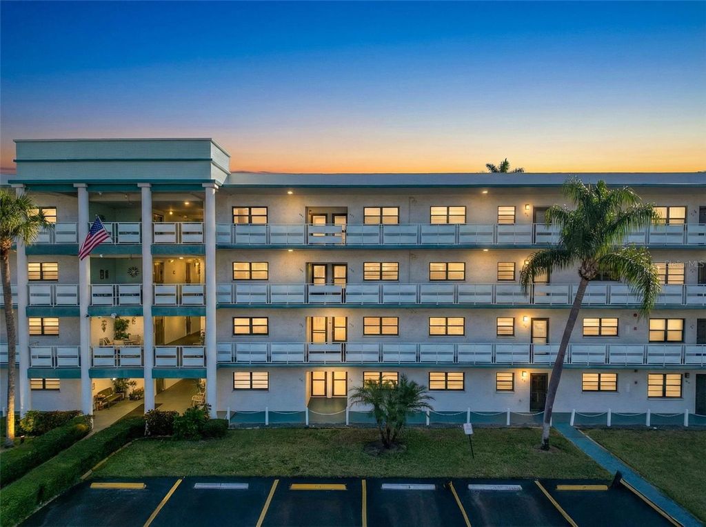 5970 80TH STREET NORTH 206, St Petersburg, FL 33709