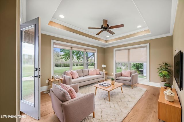 240 Forest Hill Drive, Crossville, TN 38558