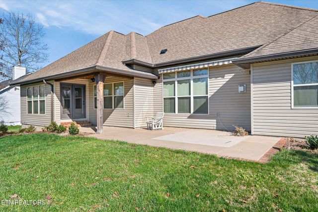 240 Forest Hill Drive, Crossville, TN 38558