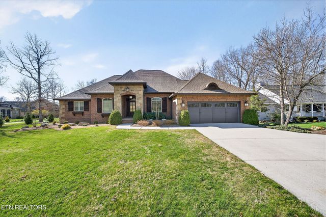 240 Forest Hill Drive, Crossville, TN 38558