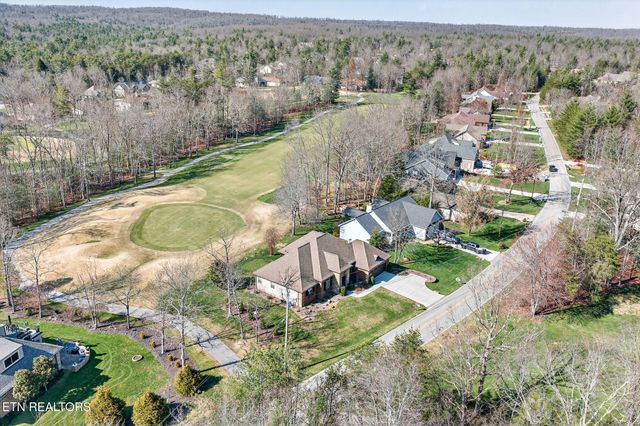 240 Forest Hill Drive, Crossville, TN 38558