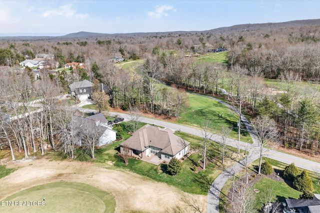 240 Forest Hill Drive, Crossville, TN 38558