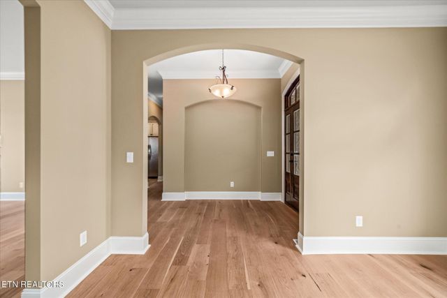 240 Forest Hill Drive, Crossville, TN 38558