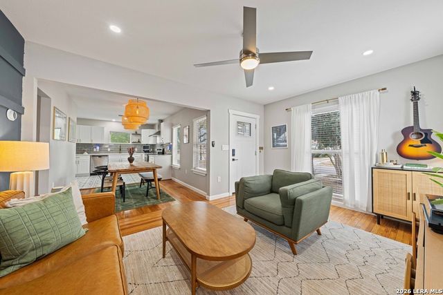 114 New Haven, San Antonio, TX 78209