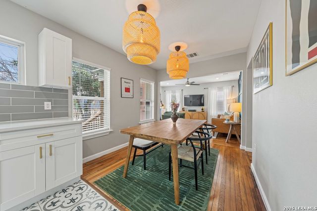 114 New Haven, San Antonio, TX 78209