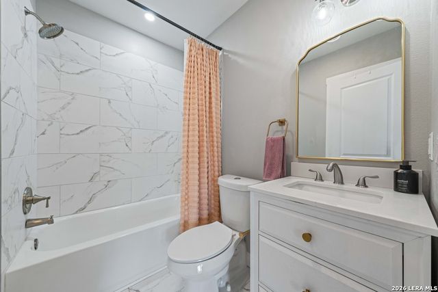 114 New Haven, San Antonio, TX 78209