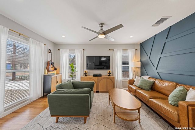 114 New Haven, San Antonio, TX 78209