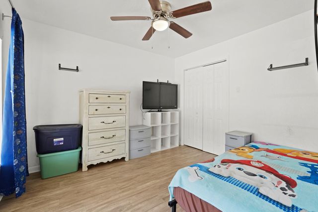 1217 Gary Avenue, Pasadena, TX 77502