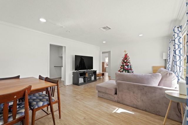 1217 Gary Avenue, Pasadena, TX 77502