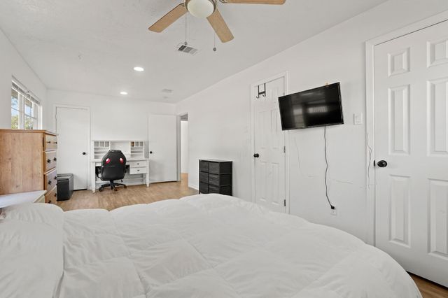 1217 Gary Avenue, Pasadena, TX 77502