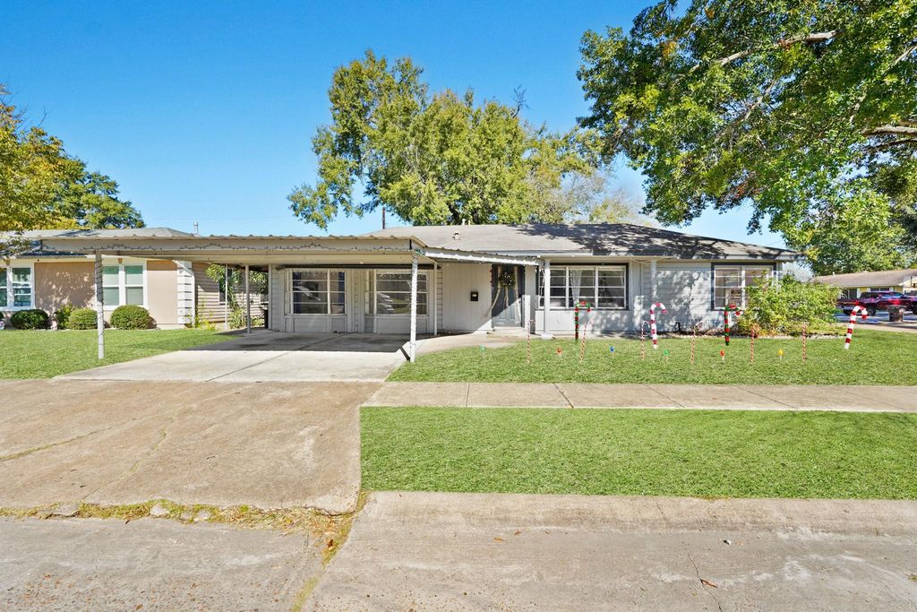 1217 Gary Avenue, Pasadena, TX 77502