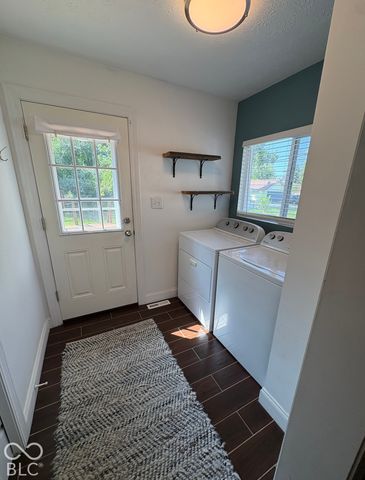 1221 E Edwards Avenue, Indianapolis, IN 46227