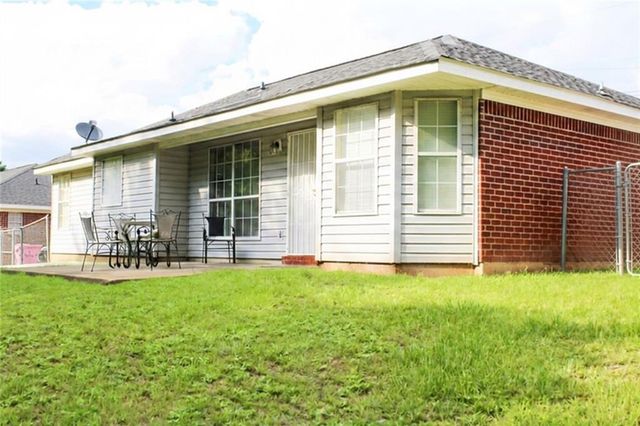 1517 Champion Cove, Semmes, AL 36575