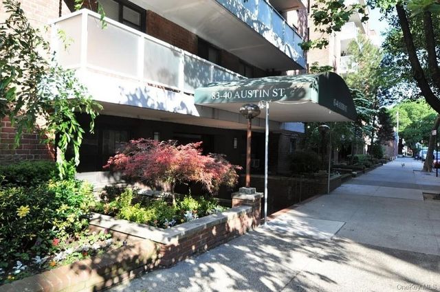 83-40 Austin Street 3U, Kew Gardens, NY 11415