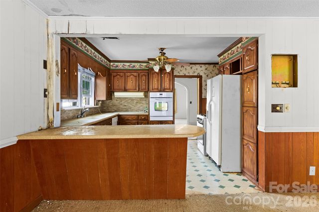 2389 Bethune Road, Bethune, SC 29009