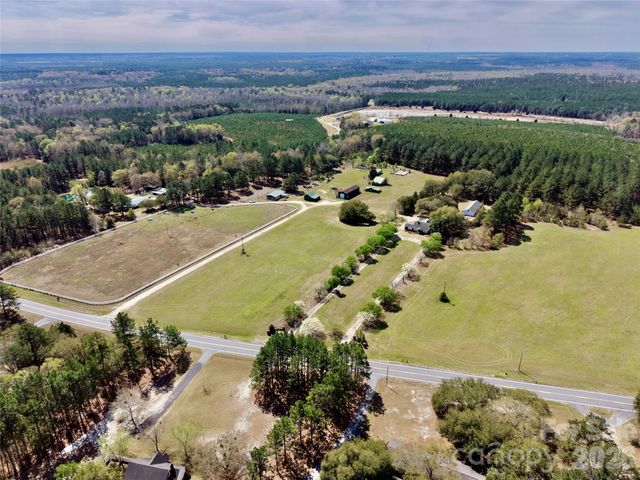 2389 Bethune Road, Bethune, SC 29009