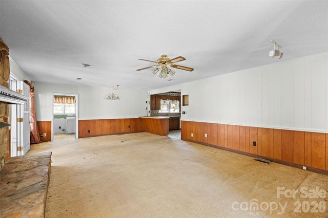 2389 Bethune Road, Bethune, SC 29009