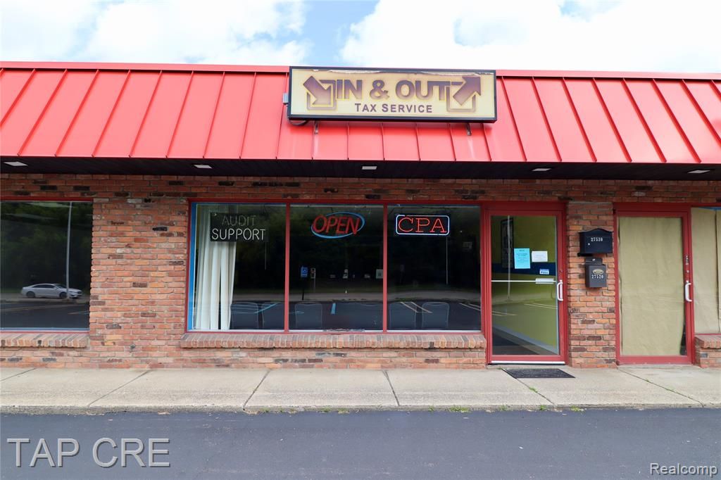 27530 7 Mile Road, Livonia, MI 48152