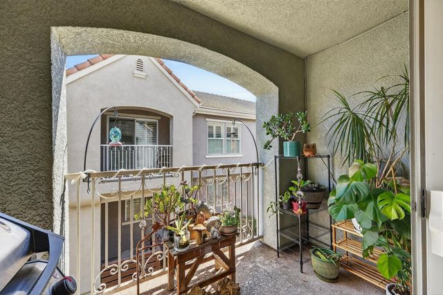 609 Dante Cir, Roseville, CA 95678