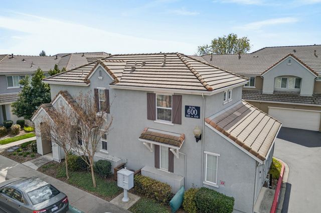 609 Dante Cir, Roseville, CA 95678