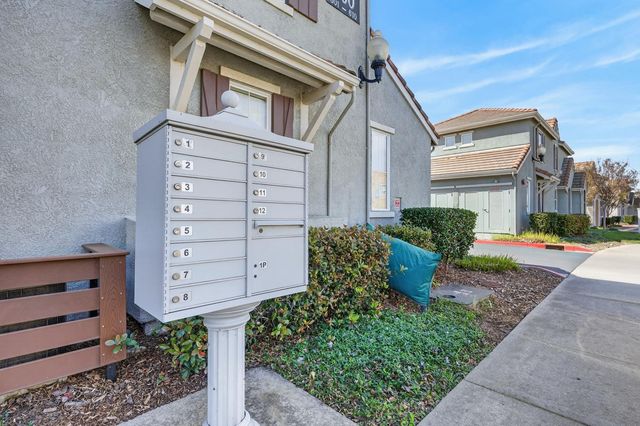 609 Dante Cir, Roseville, CA 95678