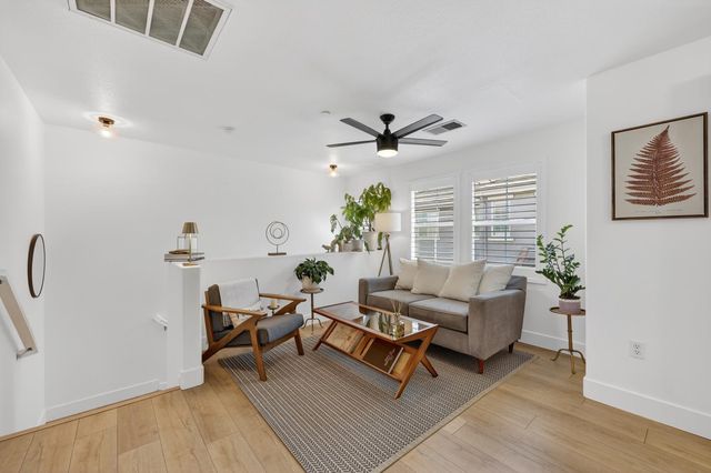 609 Dante Cir, Roseville, CA 95678