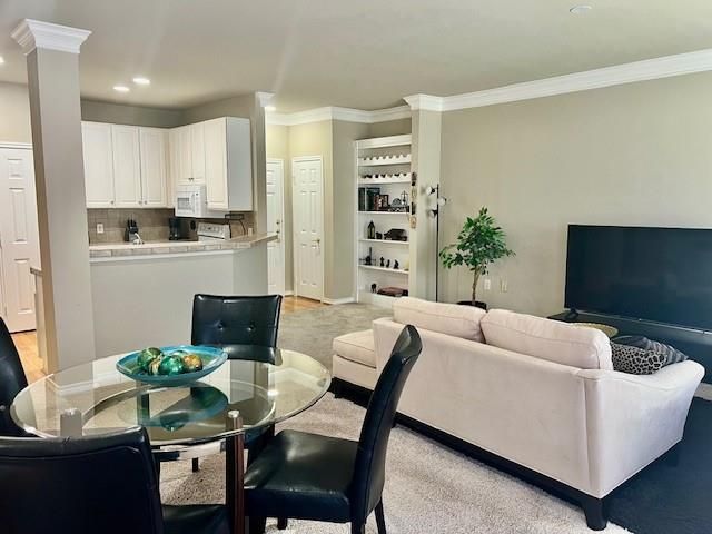 2400 Mccue Road 356, Houston, TX 77056