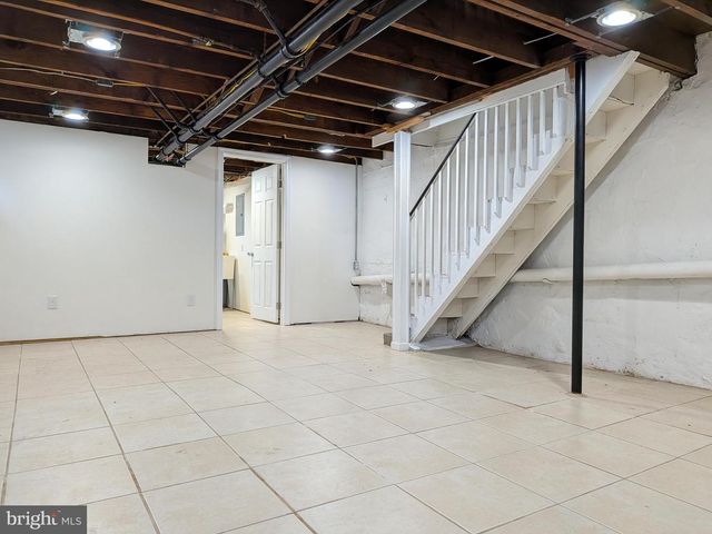 2709 OAKFORD RD, Ardmore, PA 19003