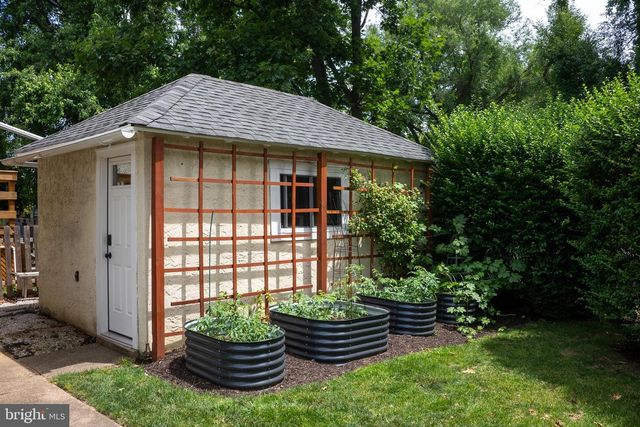 2709 OAKFORD RD, Ardmore, PA 19003