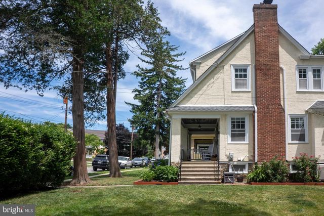 2709 OAKFORD RD, Ardmore, PA 19003