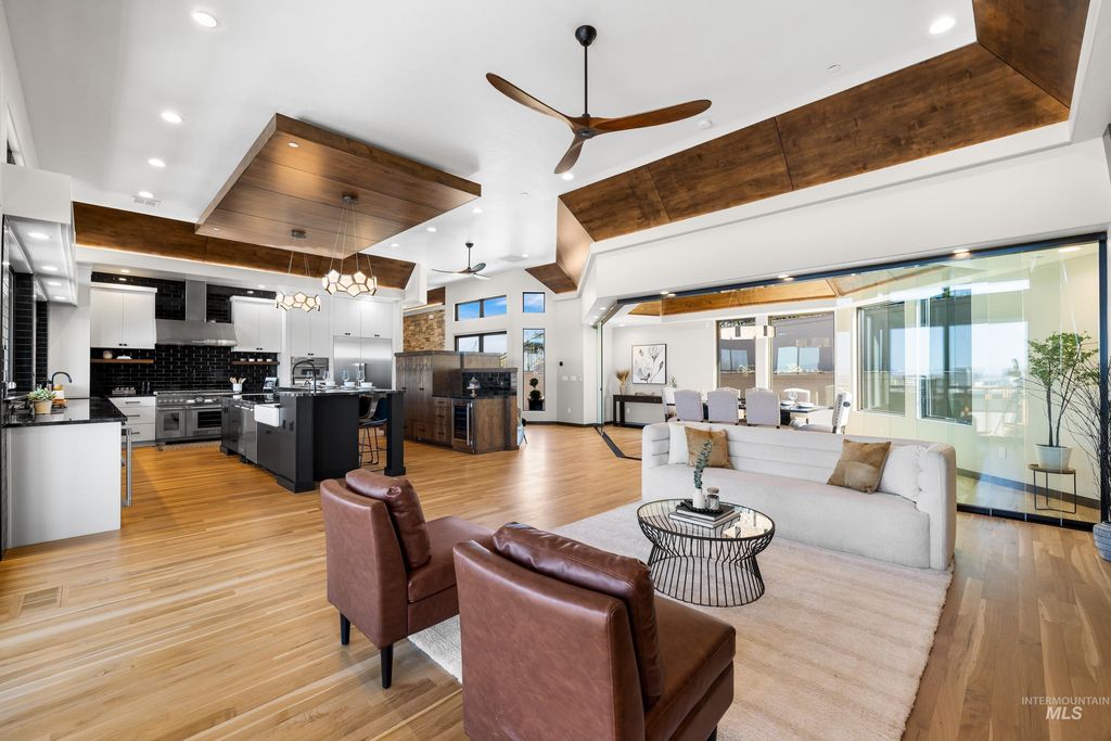 146 W Skylark Drive, Boise, ID 83702 photo 5