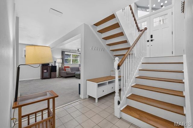 632 Amberwood Lane, Ballwin, MO 63021