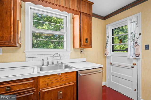 5408 MANCHESTER DR, Suitland, MD 20746