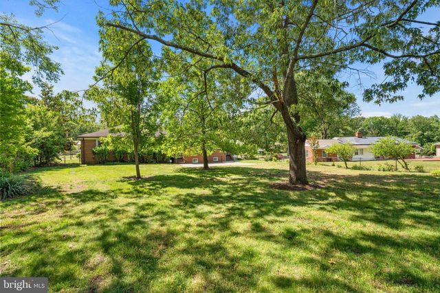 5408 MANCHESTER DR, Suitland, MD 20746