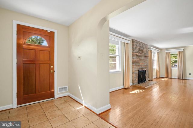 5408 MANCHESTER DR, Suitland, MD 20746