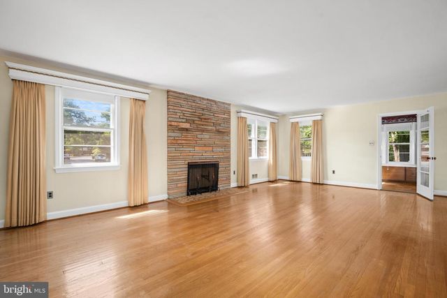 5408 MANCHESTER DR, Suitland, MD 20746