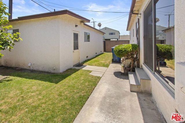 5374 S Centinela Avenue, Los Angeles, CA 90066
