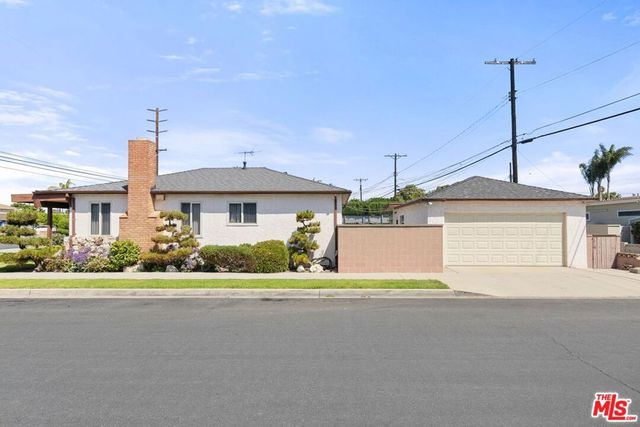 5374 S Centinela Avenue, Los Angeles, CA 90066