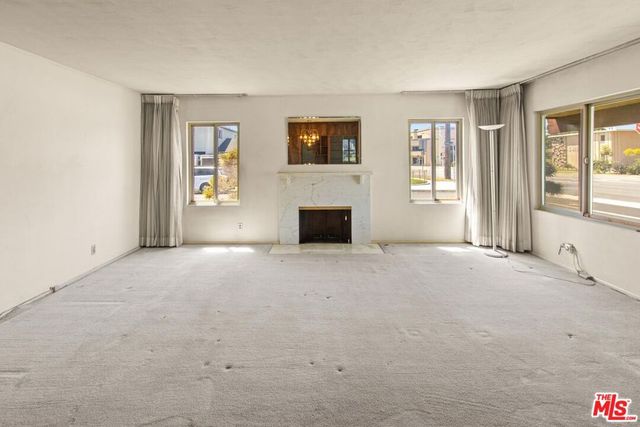 5374 S Centinela Avenue, Los Angeles, CA 90066